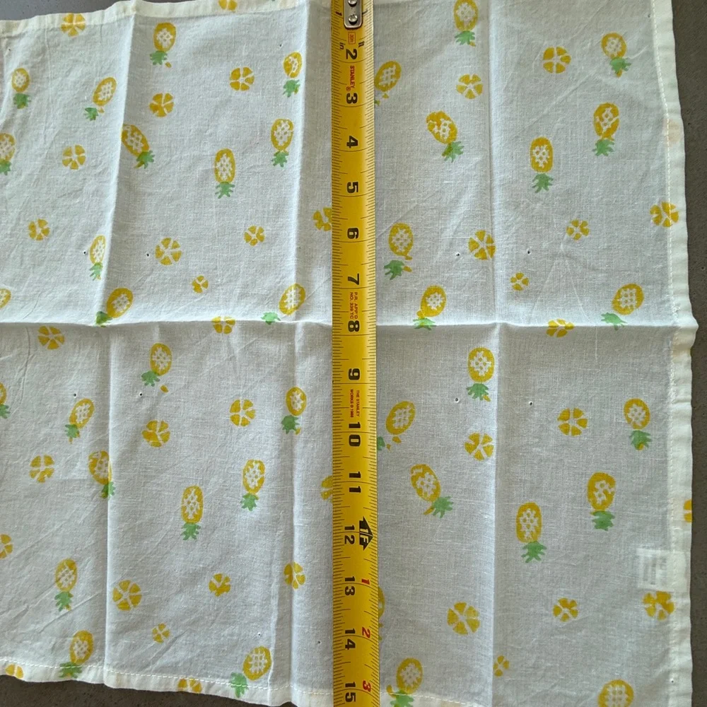 Vintage napkins printed pineapples , set of 8,nwot